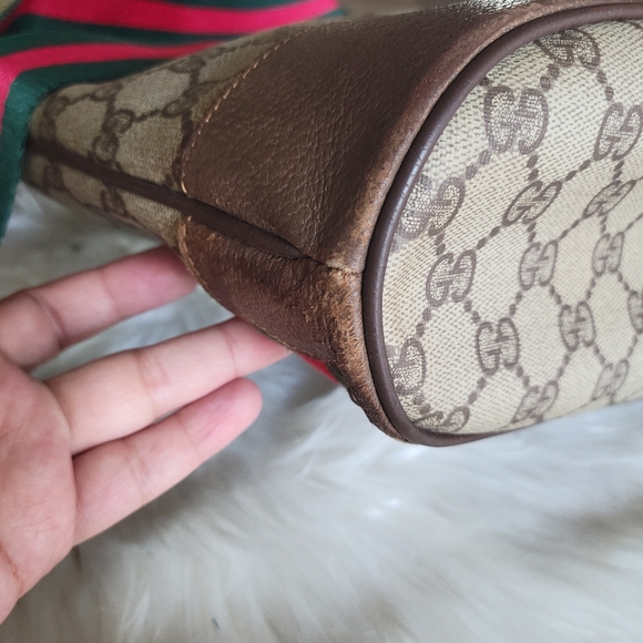 100% Authentic Gucci vintage drawstring bucket bag - Picture 10 of 16